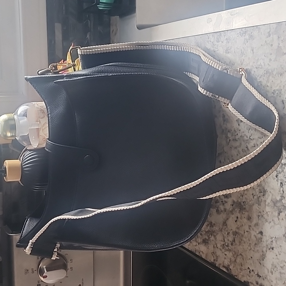 Black Purse